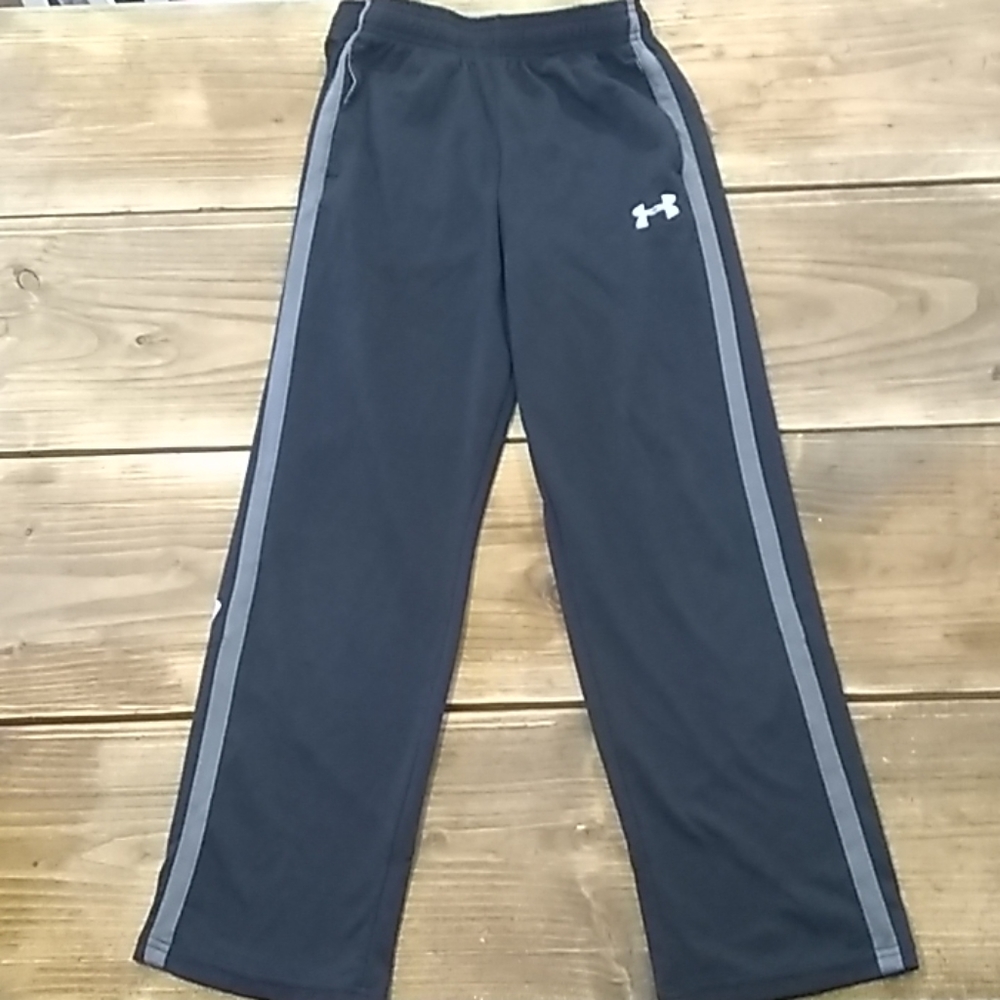Under armour (L) black sweatpants